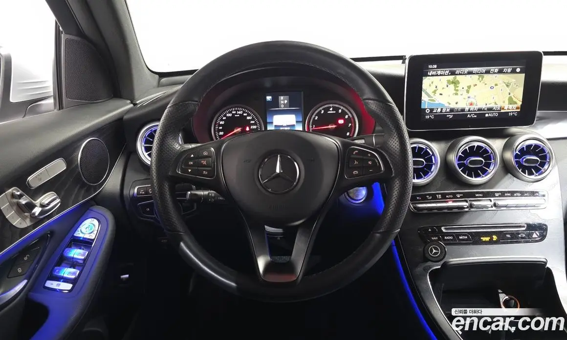 Mercedes-Benz GLC-Class 2019 2.0 автомат (гидро), фото 17 Mercedes-Benz GLC-Class 2019 2.0 автомат (гидро), фото 17