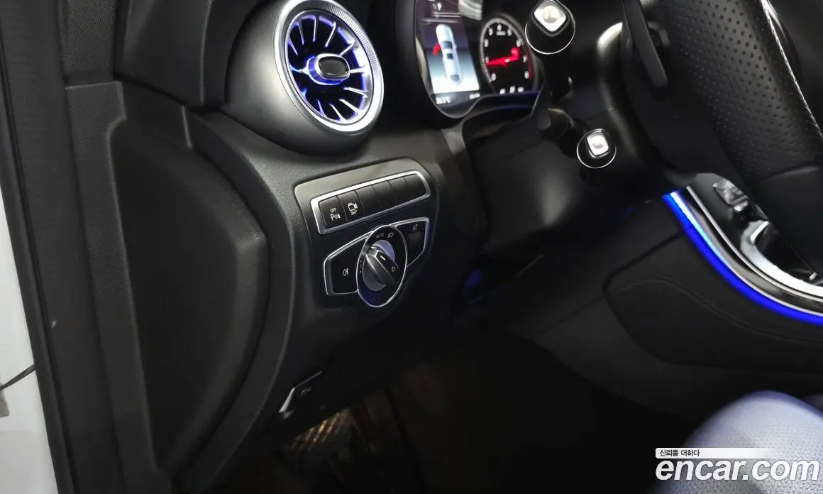 Mercedes-Benz GLC-Class 2019 2.0 автомат (гидро), фото 23 Mercedes-Benz GLC-Class 2019 2.0 автомат (гидро), фото 23
