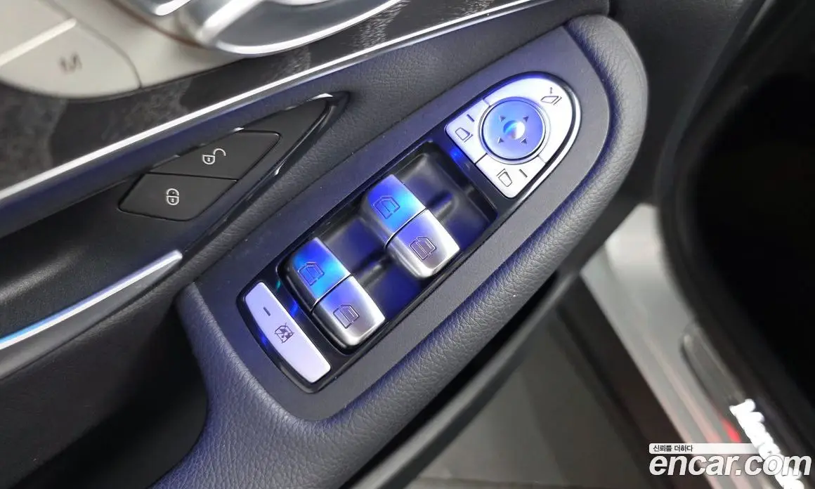 Mercedes-Benz GLC-Class 2019 2.0 автомат (гидро), фото 28 Mercedes-Benz GLC-Class 2019 2.0 автомат (гидро), фото 28