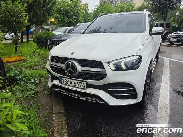 Mercedes-Benz GLE-Class 2021 3.0 автомат (гидро), миниатюра 2 Mercedes-Benz GLE-Class 2021 3.0 автомат (гидро), миниатюра 2