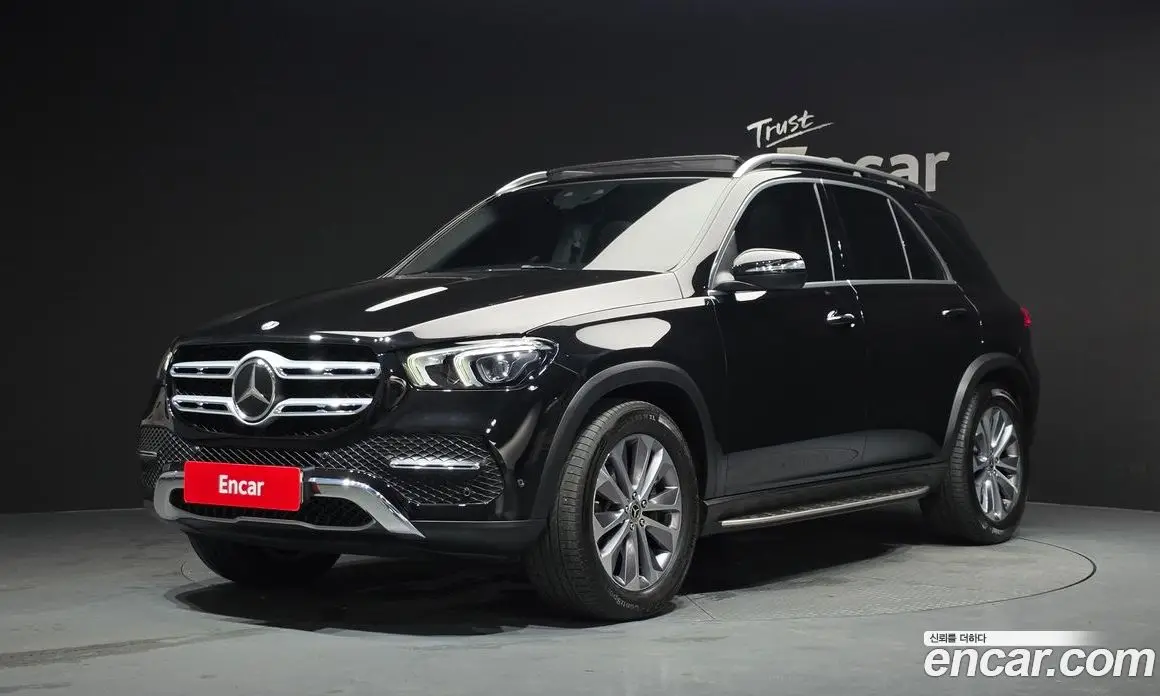 Mercedes-Benz GLE-Class 2021 1.9 автомат (гидро), фото 1 Mercedes-Benz GLE-Class 2021 1.9 автомат (гидро), фото 1