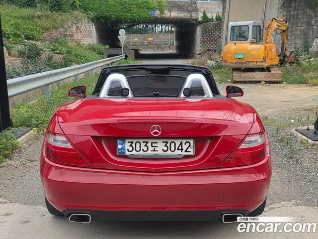 Mercedes-Benz SLK-Class 2014 1.8 автомат (гидро), миниатюра 6 Mercedes-Benz SLK-Class 2014 1.8 автомат (гидро), миниатюра 6
