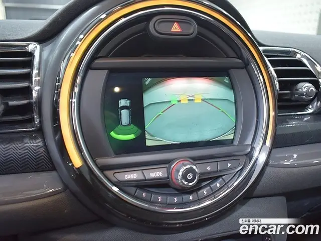 Mini Clubman 2020 1.5 автомат (гидро), миниатюра 11 Mini Clubman 2020 1.5 автомат (гидро), миниатюра 11