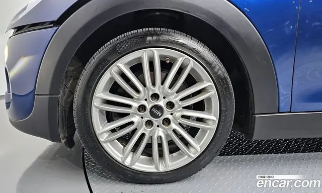 Mini Cooper 2014 2.0 автомат (гидро), миниатюра 5