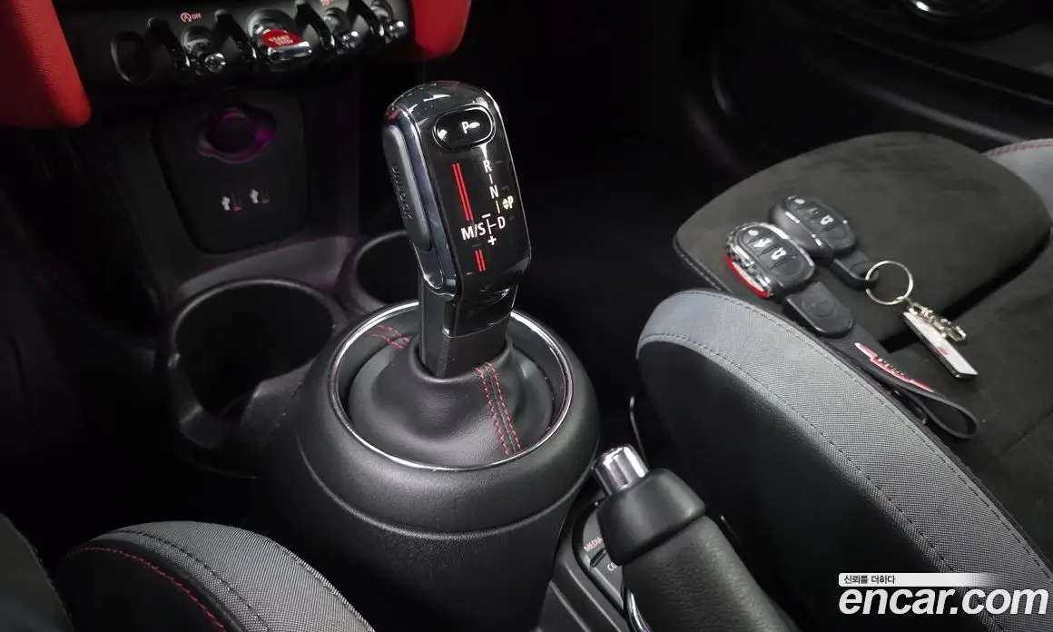 Mini Cooper 2020 2.0 автомат (гидро), фото 12 Mini Cooper 2020 2.0 автомат (гидро), фото 12