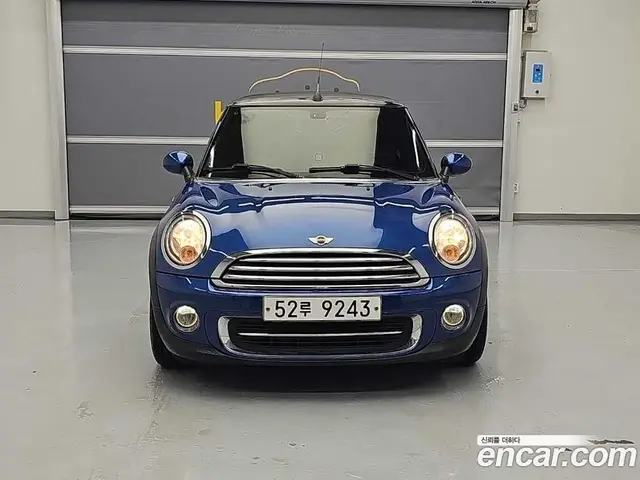 Mini Cooper Convertible 2014 1.6 автомат (гидро), миниатюра 2 Mini Cooper Convertible 2014 1.6 автомат (гидро), миниатюра 2