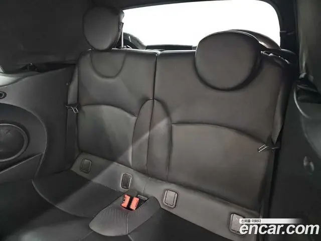 Mini Cooper Convertible 2014 1.6 автомат (гидро), миниатюра 12
