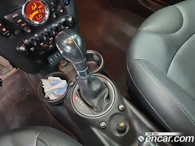 Mini Cooper Convertible 2014 1.6 автомат (гидро), миниатюра 8 Mini Cooper Convertible 2014 1.6 автомат (гидро), миниатюра 8