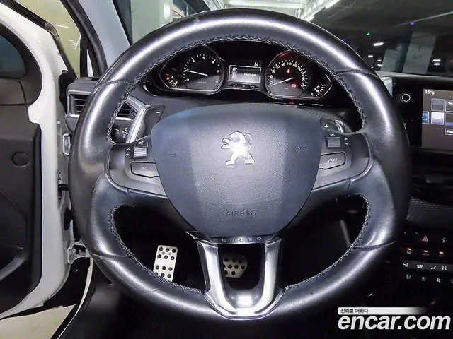 Peugeot 2008 2015 1.6 автомат (робот), миниатюра 8