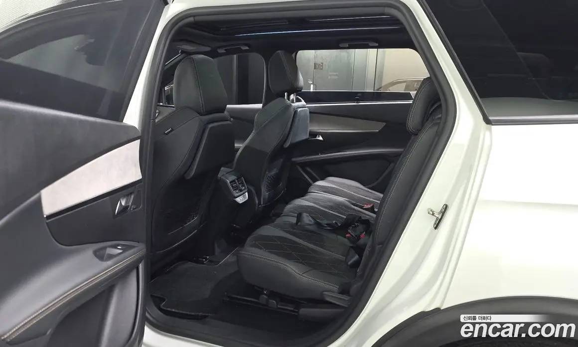 Peugeot 5008 2019 2.0 автомат (гидро), фото 16 Peugeot 5008 2019 2.0 автомат (гидро), фото 16