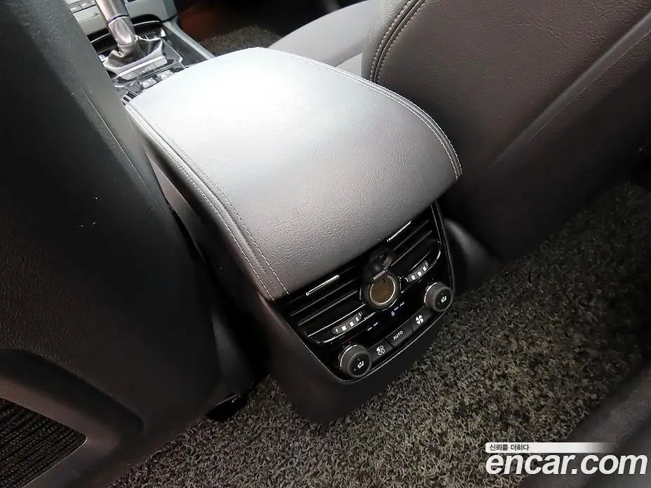 Peugeot 508 2015 1.6 автомат (гидро), фото 17 Peugeot 508 2015 1.6 автомат (гидро), фото 17