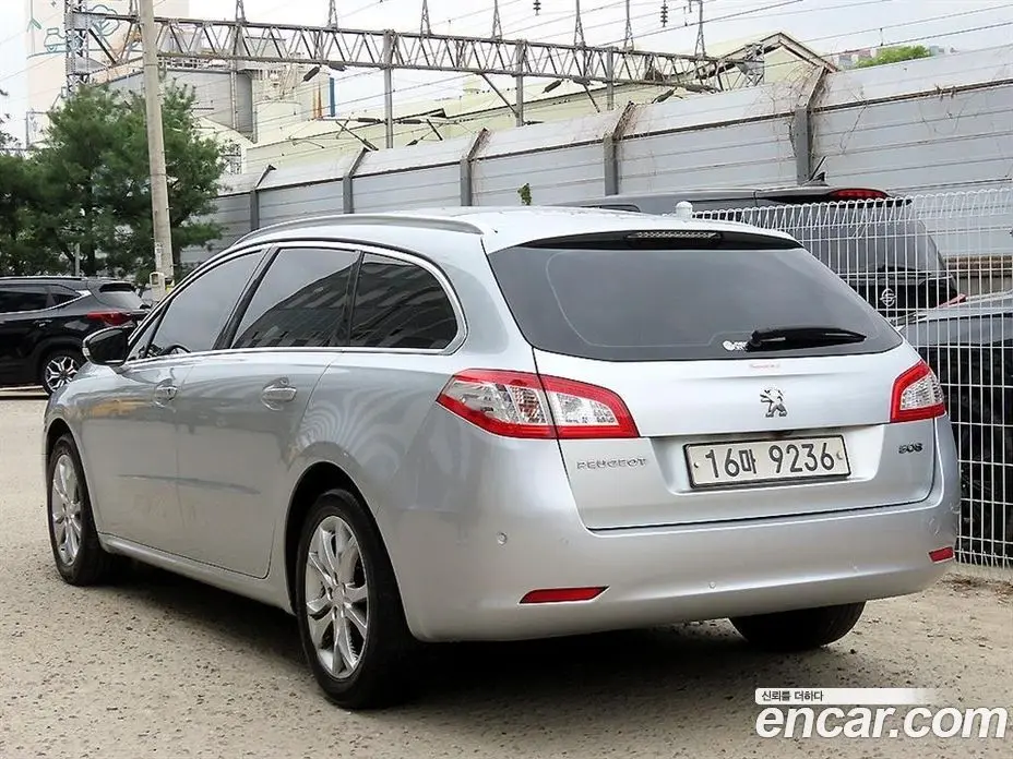 Peugeot 508 2015 1.6 автомат (гидро), фото 3 Peugeot 508 2015 1.6 автомат (гидро), фото 3