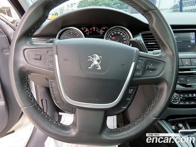 Peugeot 508 2015 1.6 автомат (гидро), миниатюра 8 Peugeot 508 2015 1.6 автомат (гидро), миниатюра 8