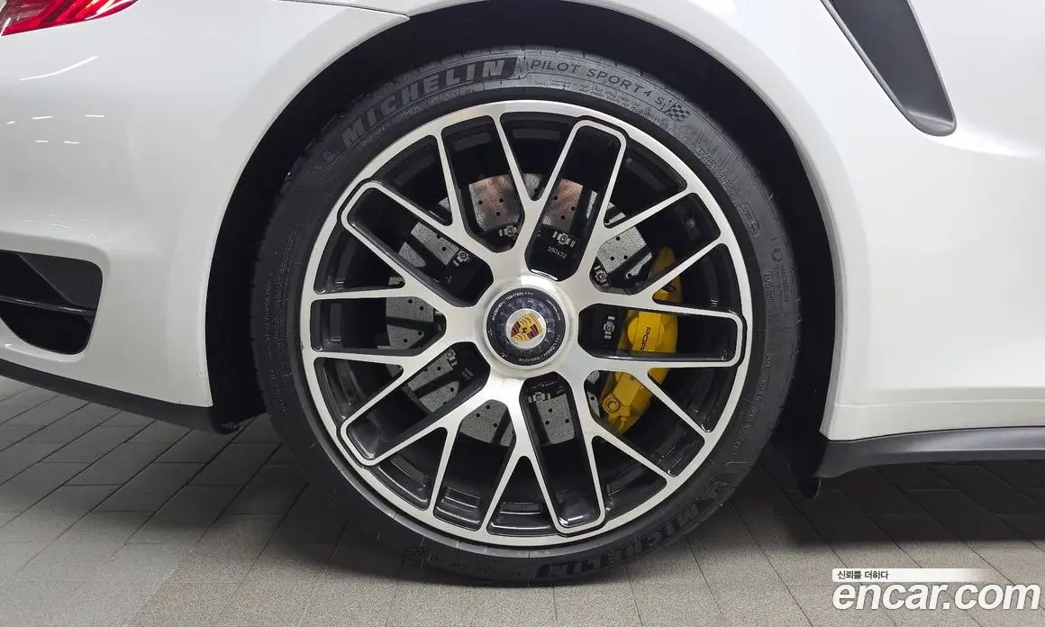 Porsche 911 2014 3.8 автомат (гидро), фото 5 Porsche 911 2014 3.8 автомат (гидро), фото 5