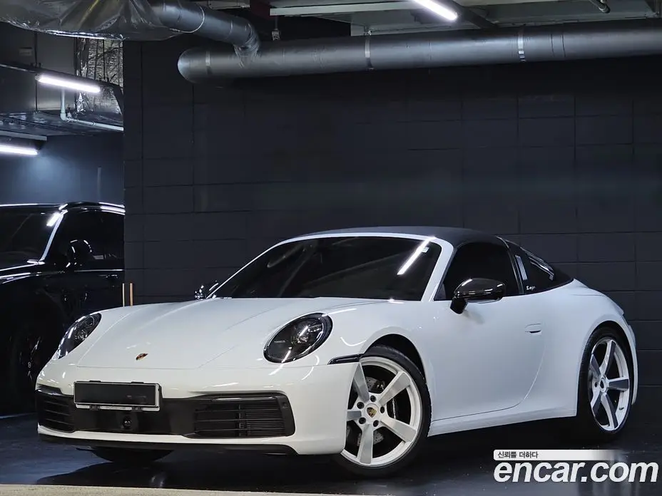 Porsche 911 2023 3.0 автомат (гидро), фото 2 Porsche 911 2023 3.0 автомат (гидро), фото 2
