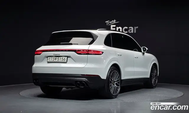 Porsche Cayenne 2020 3.0 автомат (гидро), миниатюра 2