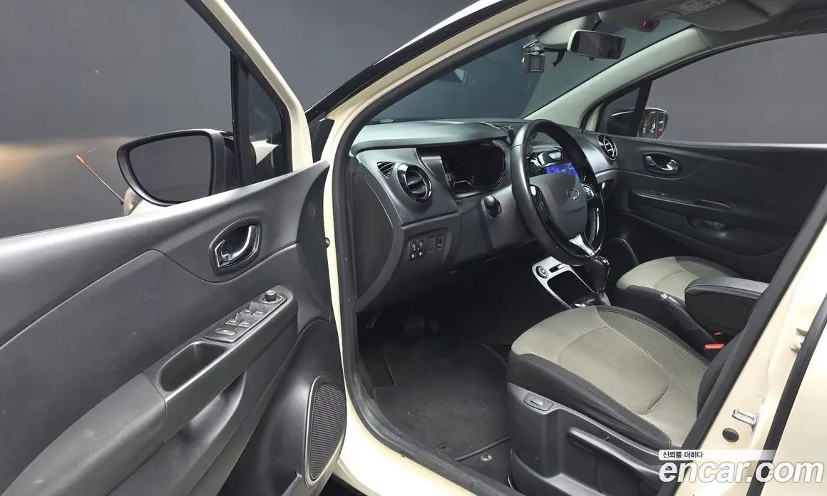 Renault (Samsung) QM3 2014 1.5 автомат (гидро), фото 10 Renault (Samsung) QM3 2014 1.5 автомат (гидро), фото 10