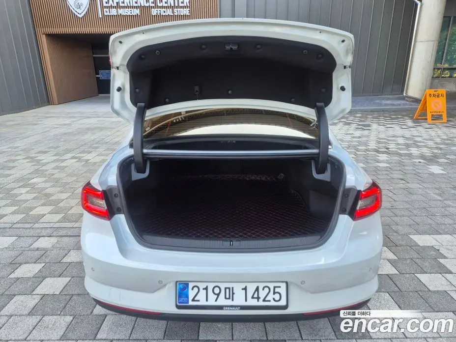 Renault (Samsung) SM6 2016 2.0 автомат (гидро), фото 8 Renault (Samsung) SM6 2016 2.0 автомат (гидро), фото 8