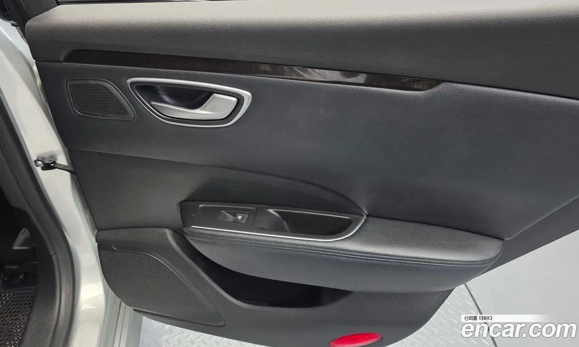 Renault (Samsung) SM6 2016 2.0 автомат (гидро), фото 15 Renault (Samsung) SM6 2016 2.0 автомат (гидро), фото 15