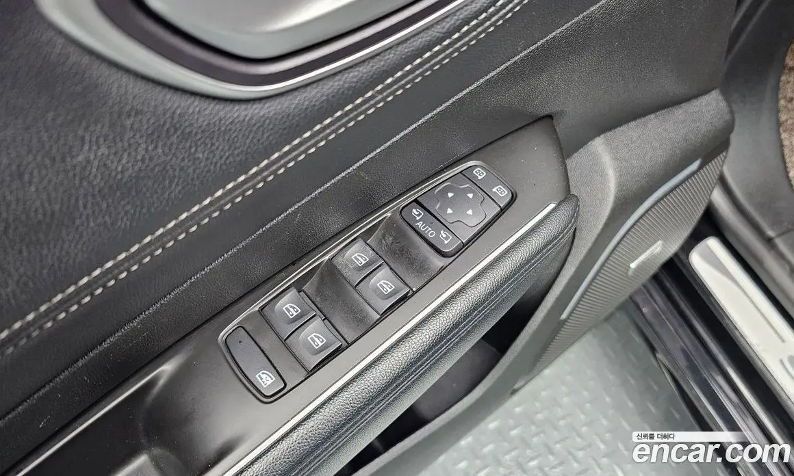 Renault (Samsung) SM6 2017 2.0 автомат (гидро), фото 20 Renault (Samsung) SM6 2017 2.0 автомат (гидро), фото 20