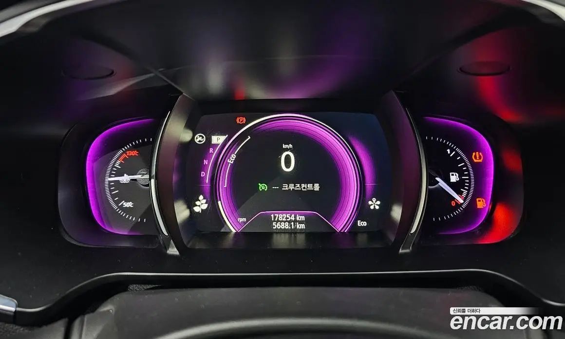 Renault (Samsung) SM6 2017 2.0 автомат (гидро), фото 8 Renault (Samsung) SM6 2017 2.0 автомат (гидро), фото 8
