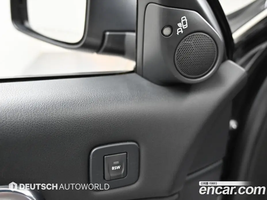 Renault (Samsung) SM7 2016 2.5 автомат (гидро), фото 16 Renault (Samsung) SM7 2016 2.5 автомат (гидро), фото 16