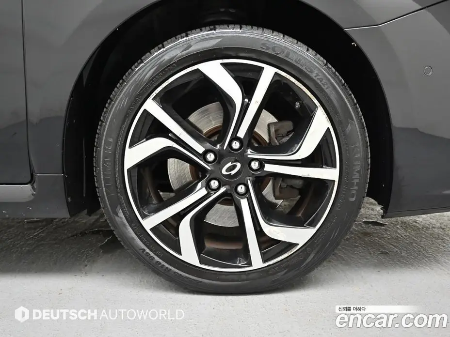 Renault (Samsung) SM7 2016 2.5 автомат (гидро), фото 4 Renault (Samsung) SM7 2016 2.5 автомат (гидро), фото 4