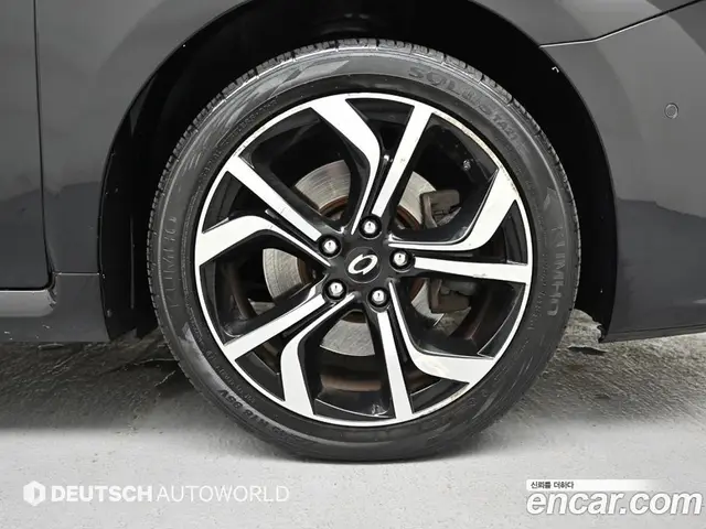 Renault (Samsung) SM7 2016 2.5 автомат (гидро), миниатюра 4 Renault (Samsung) SM7 2016 2.5 автомат (гидро), миниатюра 4