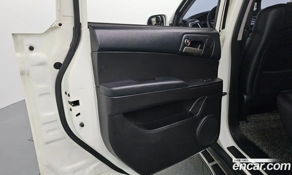 SsangYong Korando 2017 2.2 автомат (гидро), фото 15 SsangYong Korando 2017 2.2 автомат (гидро), фото 15