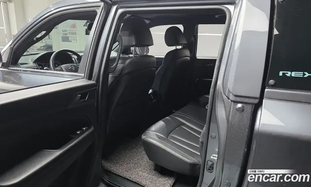 SsangYong Rexton 2022 2.2 автомат (гидро), миниатюра 11 SsangYong Rexton 2022 2.2 автомат (гидро), миниатюра 11