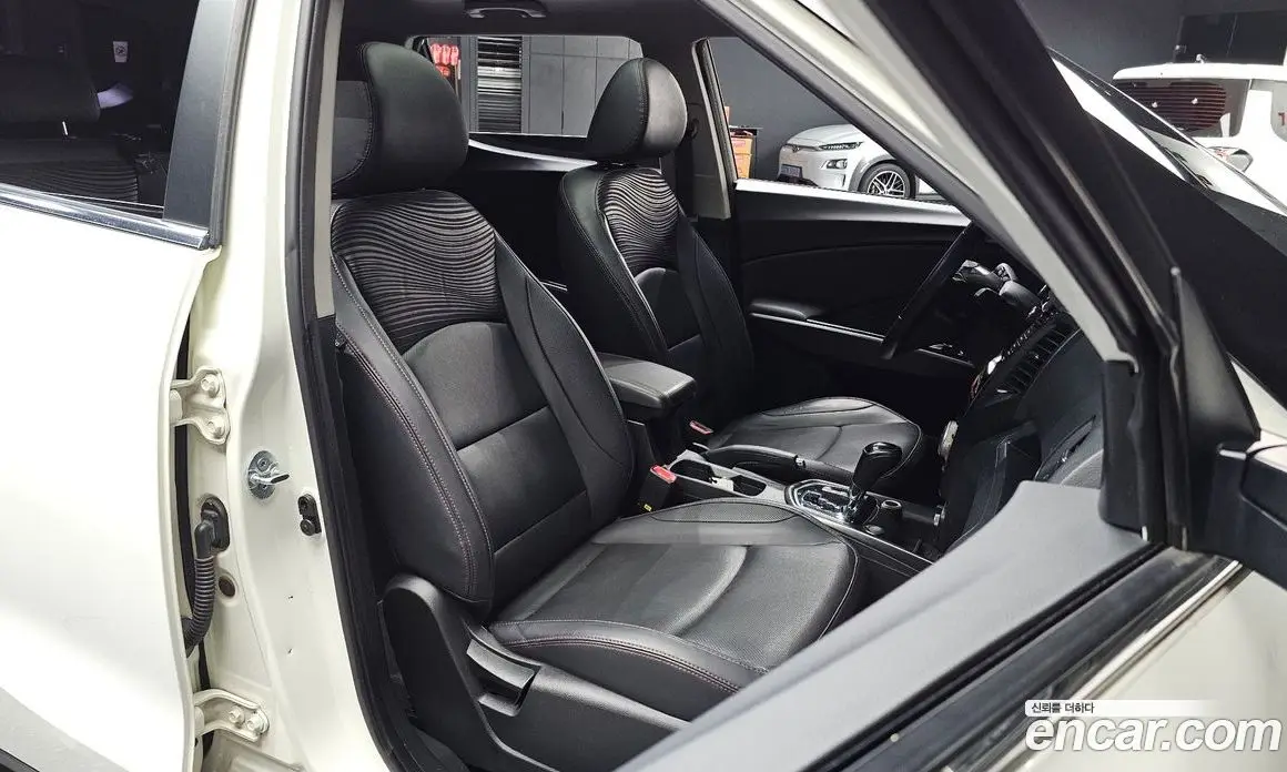 SsangYong TIBOLI 2017 1.6 автомат (гидро), фото 16