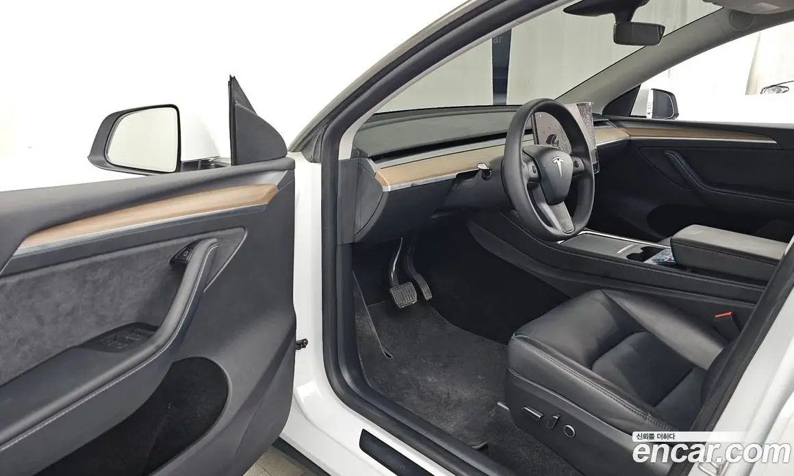 Tesla Model Y 2023 0.2 автомат (гидро), фото 13 Tesla Model Y 2023 0.2 автомат (гидро), фото 13