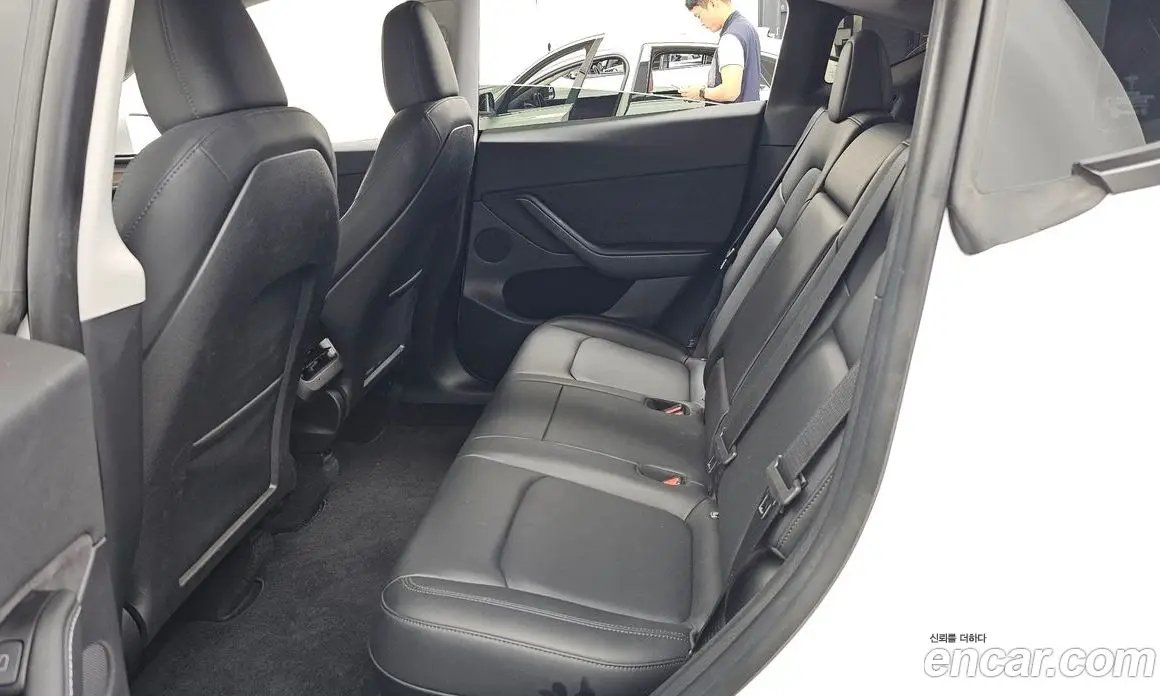 Tesla Model Y 2023 0.2 автомат (гидро), фото 16 Tesla Model Y 2023 0.2 автомат (гидро), фото 16