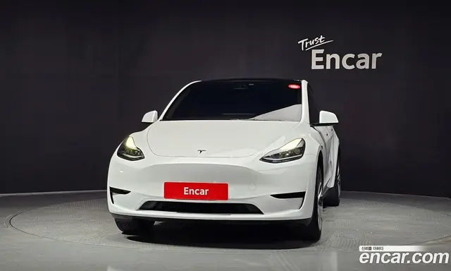 Tesla Model Y 2023 0.2 автомат (гидро), миниатюра 3 Tesla Model Y 2023 0.2 автомат (гидро), миниатюра 3