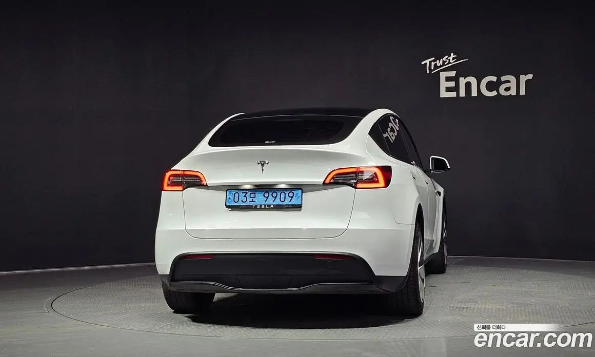 Tesla Model Y 2023 0.2 автомат (гидро), фото 4 Tesla Model Y 2023 0.2 автомат (гидро), фото 4
