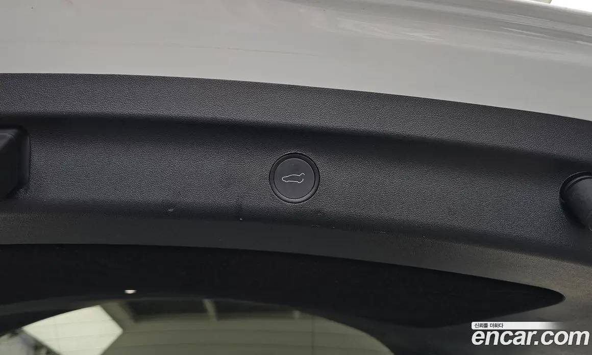 Tesla Model Y 2023 0.2 автомат (гидро), фото 32 Tesla Model Y 2023 0.2 автомат (гидро), фото 32