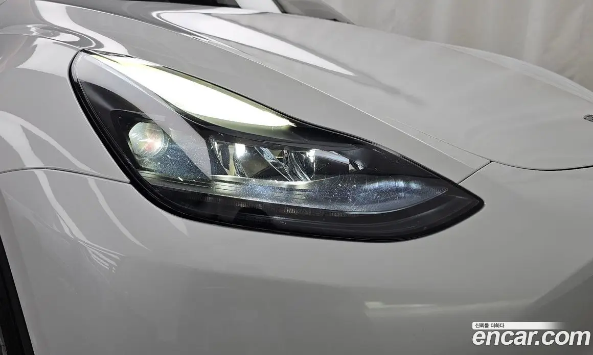 Tesla Model Y 2023 0.2 автомат (гидро), фото 8 Tesla Model Y 2023 0.2 автомат (гидро), фото 8