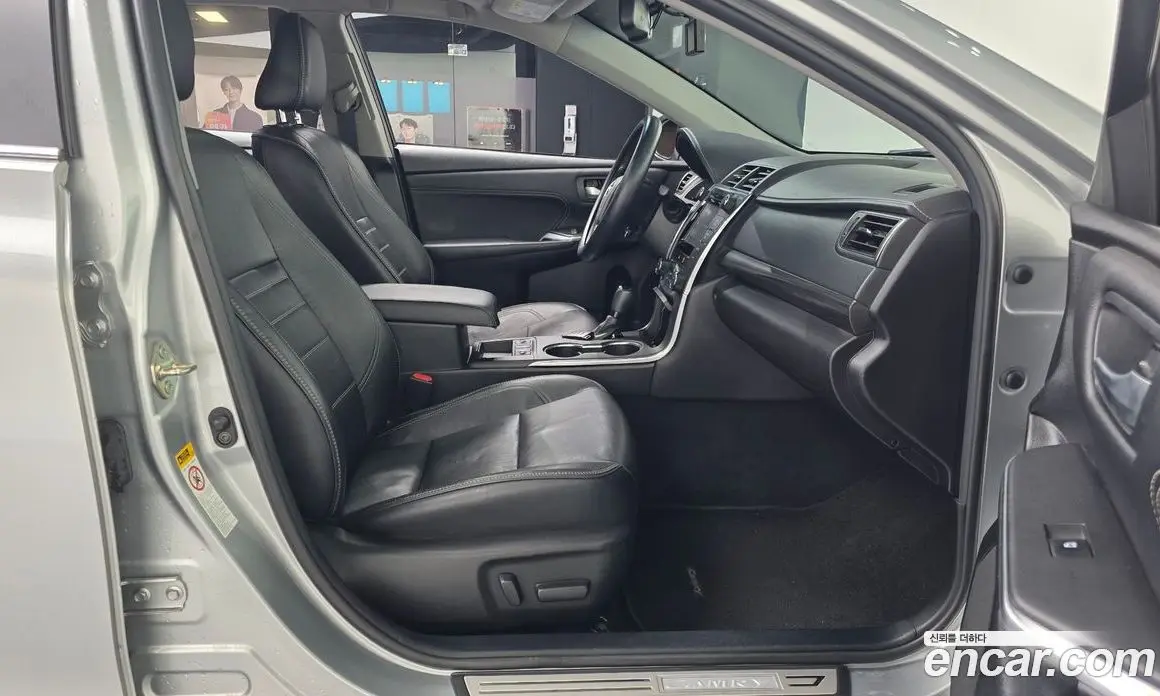 Toyota Camry 2017 2.5 автомат (гидро), фото 11 Toyota Camry 2017 2.5 автомат (гидро), фото 11