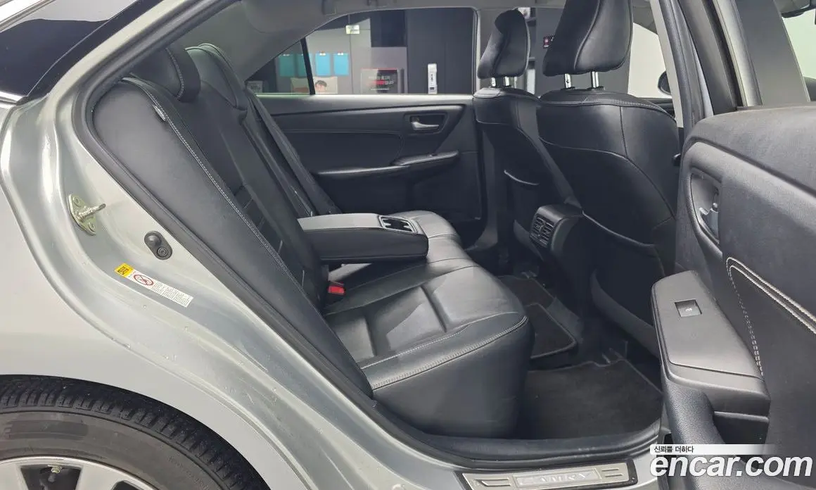 Toyota Camry 2017 2.5 автомат (гидро), фото 12 Toyota Camry 2017 2.5 автомат (гидро), фото 12