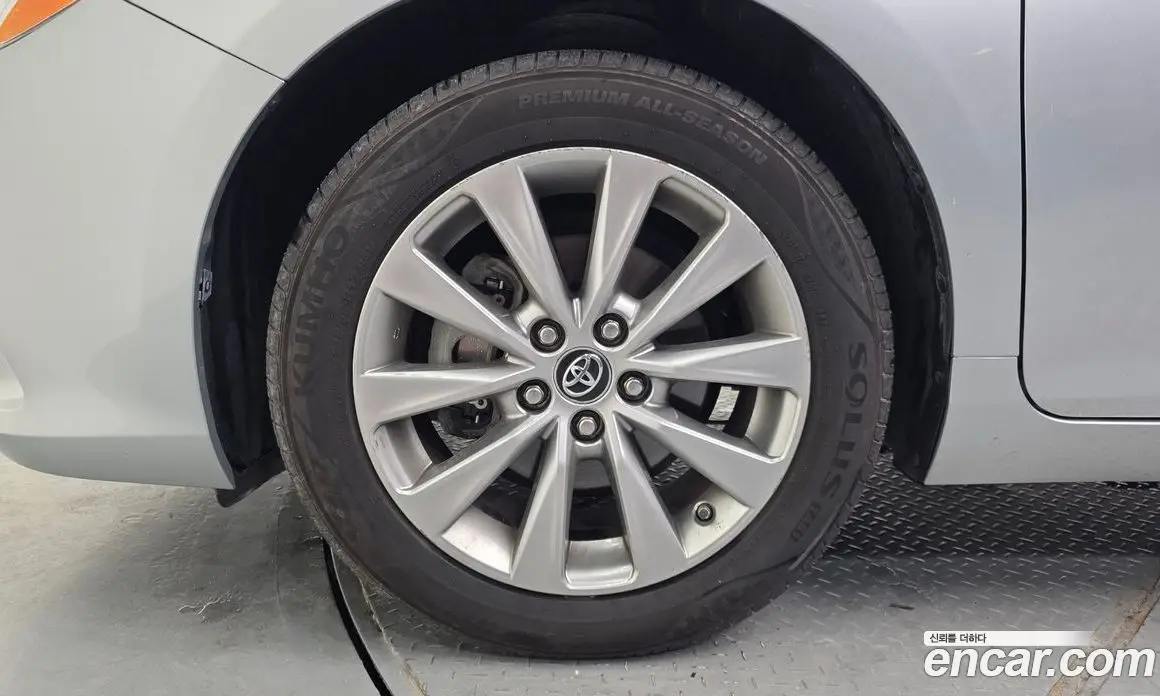 Toyota Camry 2017 2.5 автомат (гидро), фото 5 Toyota Camry 2017 2.5 автомат (гидро), фото 5