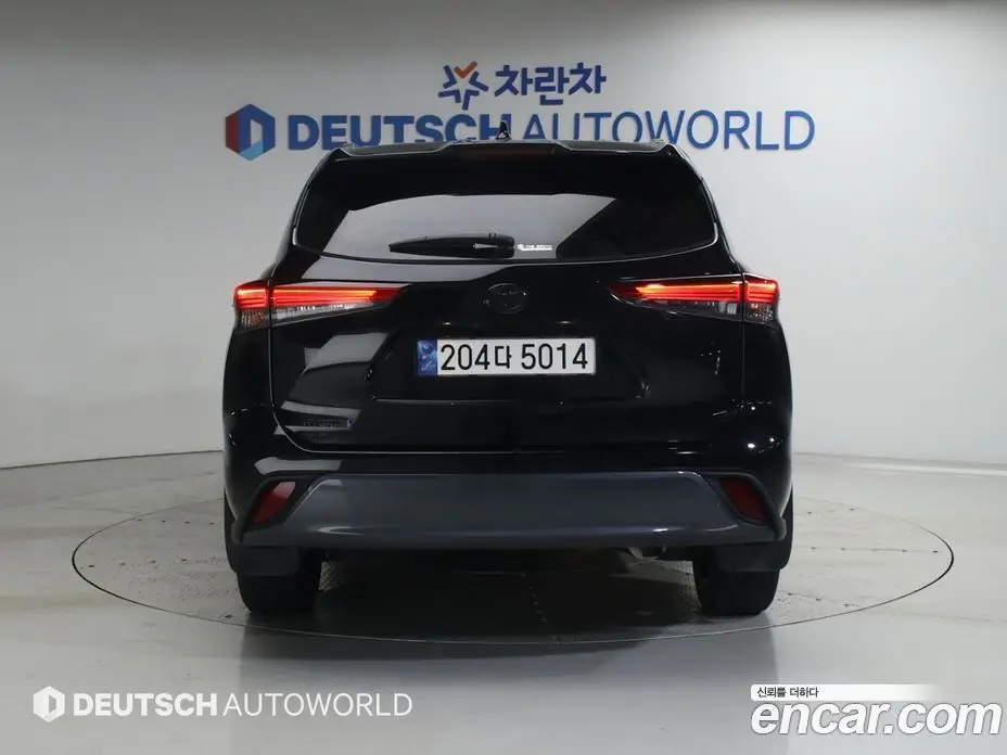 Toyota Highlander 2023 2.5 автомат (гидро), фото 4 Toyota Highlander 2023 2.5 автомат (гидро), фото 4