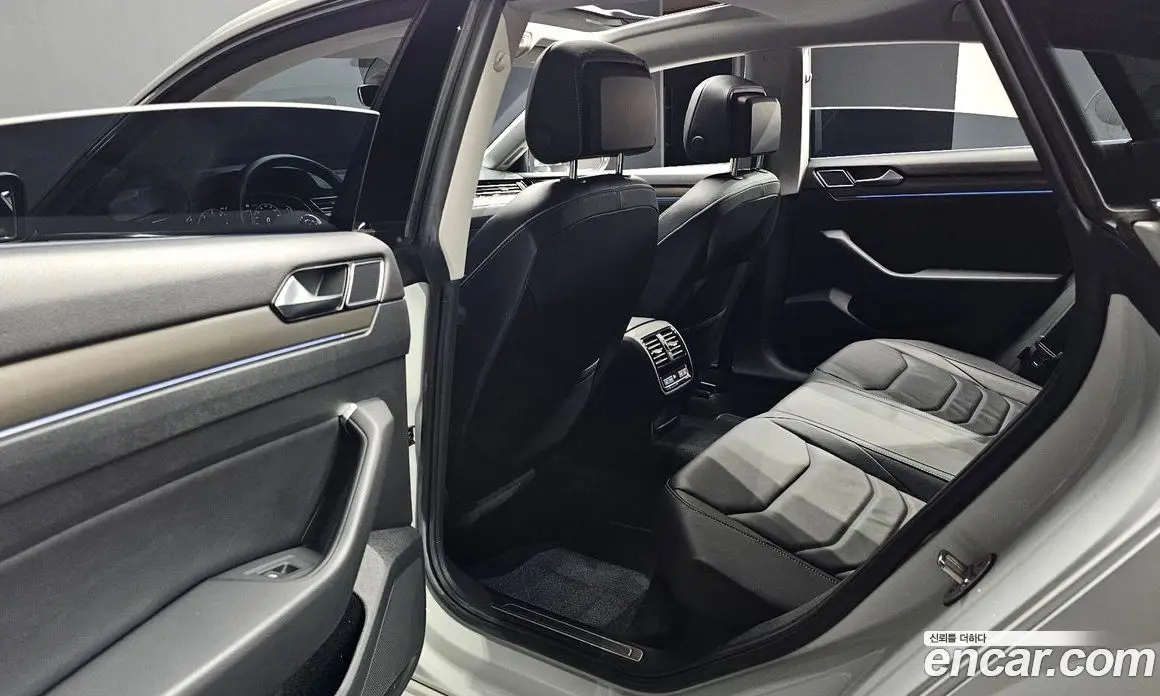 Volkswagen Arteon 2020 2.0 автомат (гидро), фото 15 Volkswagen Arteon 2020 2.0 автомат (гидро), фото 15