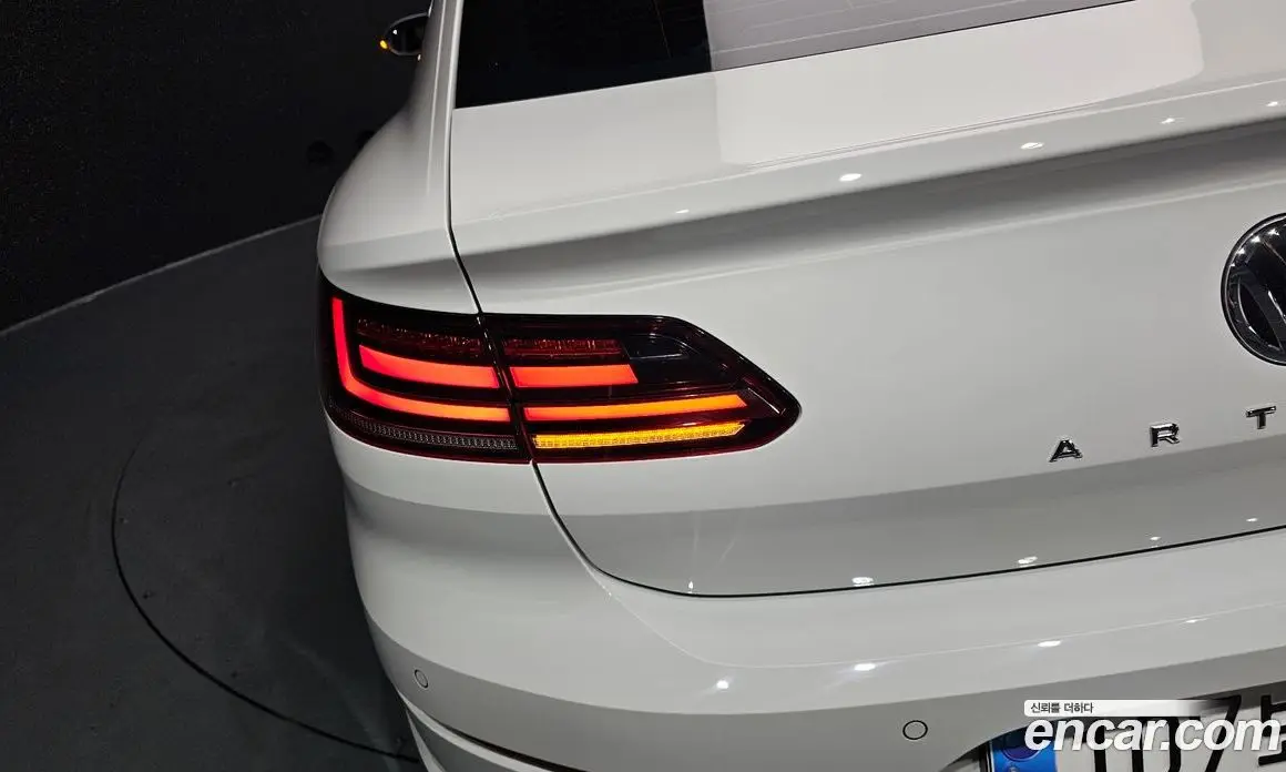 Volkswagen Arteon 2020 2.0 автомат (гидро), фото 8 Volkswagen Arteon 2020 2.0 автомат (гидро), фото 8