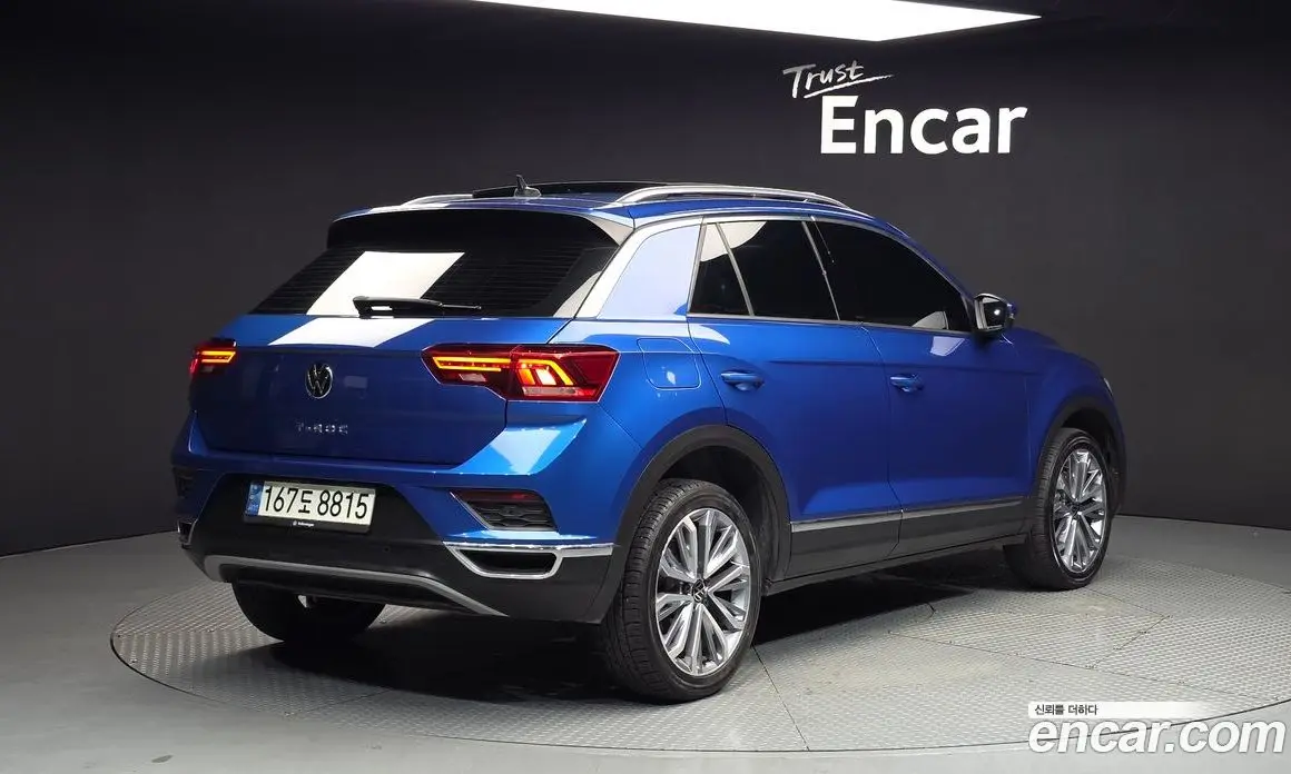 Volkswagen T-Roc 2021 2.0 автомат (гидро), фото 2 Volkswagen T-Roc 2021 2.0 автомат (гидро), фото 2