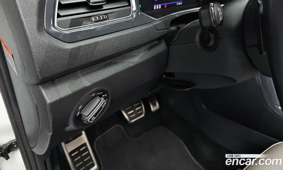 Volkswagen T-Roc 2021 2.0 автомат (гидро), фото 29