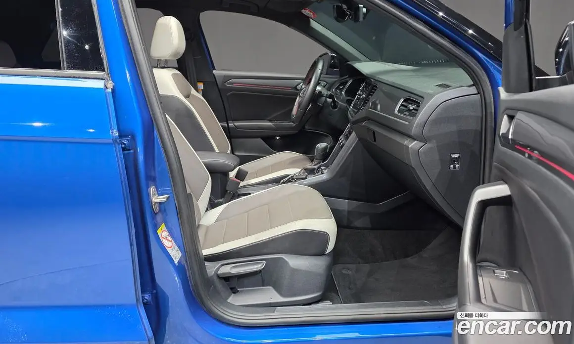 Volkswagen T-Roc 2022 2.0 автомат (гидро), фото 16 Volkswagen T-Roc 2022 2.0 автомат (гидро), фото 16