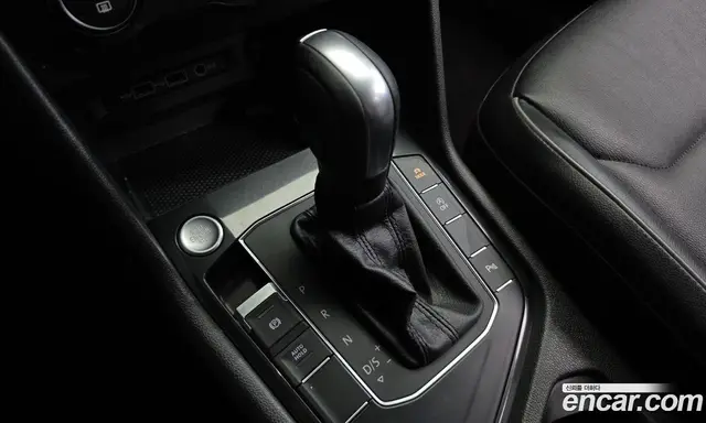 Volkswagen Tiguan 2020 2.0 автомат (гидро), миниатюра 12