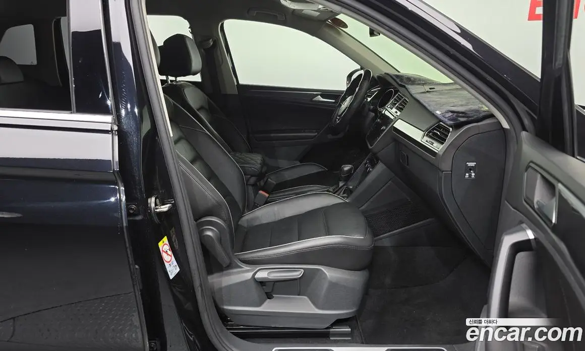 Volkswagen Tiguan 2020 2.0 автомат (гидро), фото 16 Volkswagen Tiguan 2020 2.0 автомат (гидро), фото 16