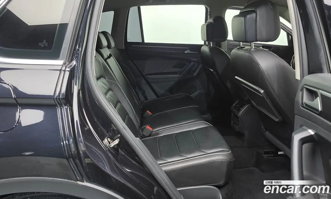 Volkswagen Tiguan 2020 2.0 автомат (гидро), фото 17 Volkswagen Tiguan 2020 2.0 автомат (гидро), фото 17