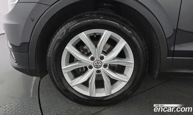 Volkswagen Tiguan 2020 2.0 автомат (гидро), миниатюра 5 Volkswagen Tiguan 2020 2.0 автомат (гидро), миниатюра 5